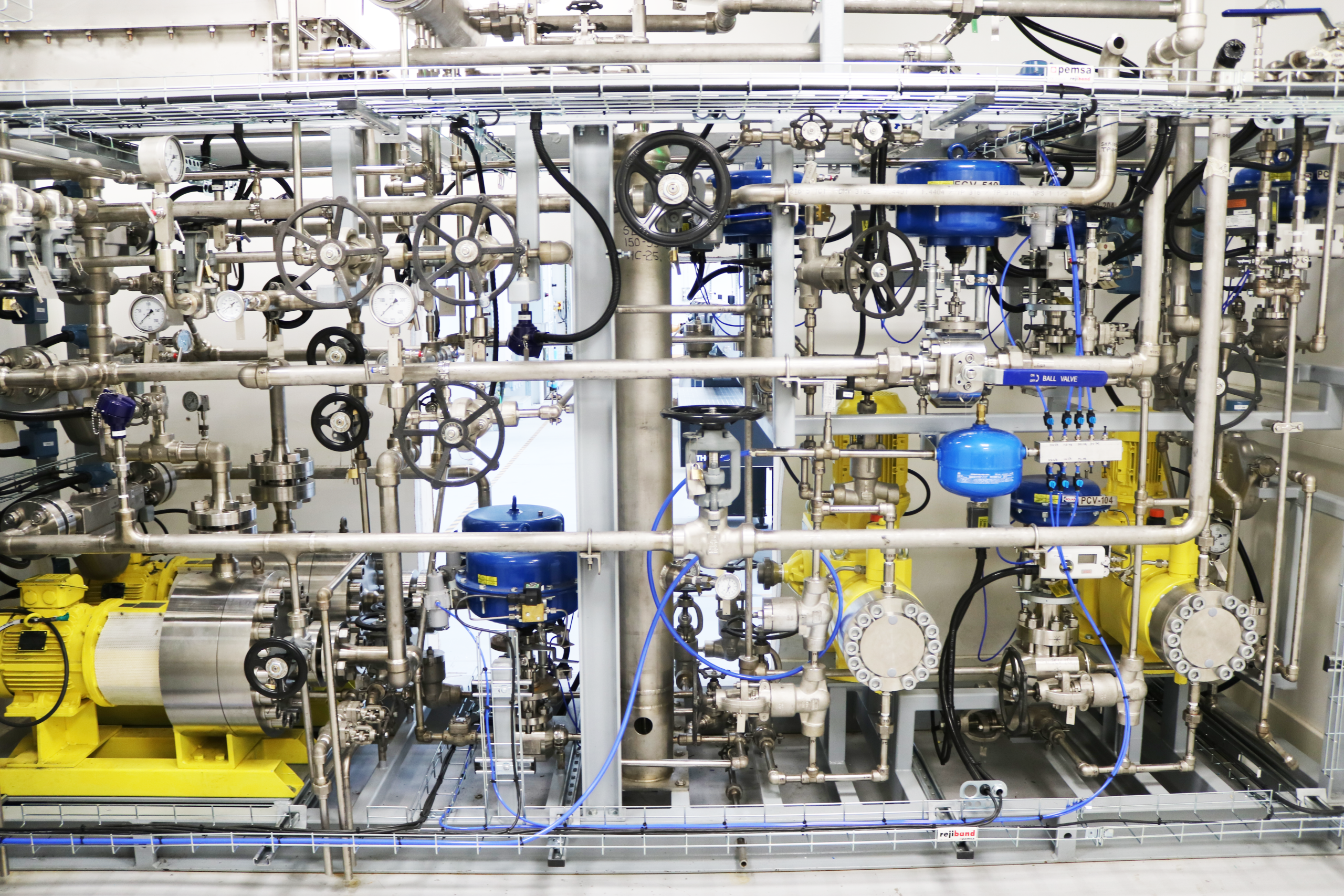 Supercritical CO2 (sCO2) heat exchanger test bed