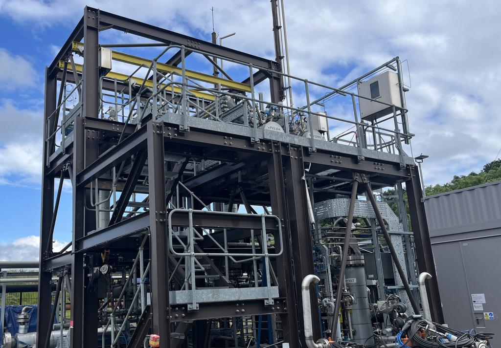 Power-to-Liquid pilot plant with Fischer-Tropsch and Reverse Water Gas Shift (RWGS)