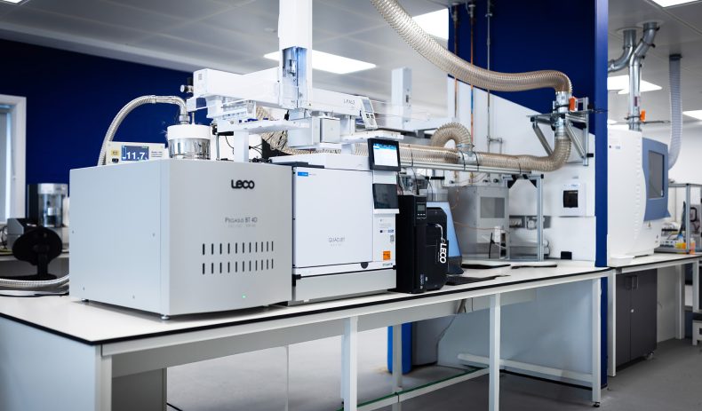 2-dimensional gas chromatography (GCxGC) with TOF mass spectrometry and FID